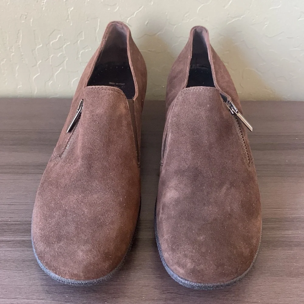 Aquatalia Brown‎ Italian Suede Leather Loafer Size 10